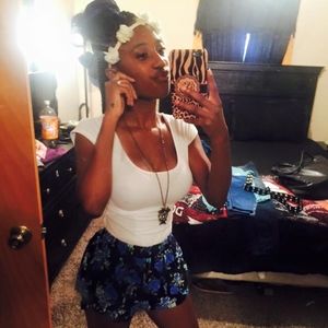 Meet your Posher, Jerrikeyah