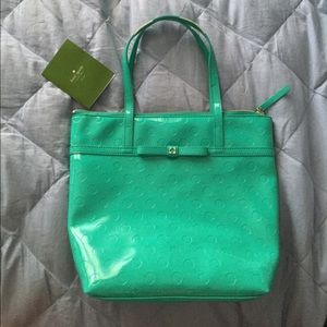 Kate Spade Jeralyn Camellia Street Tote Kate Spade Jeralyn Camellia Street Tote