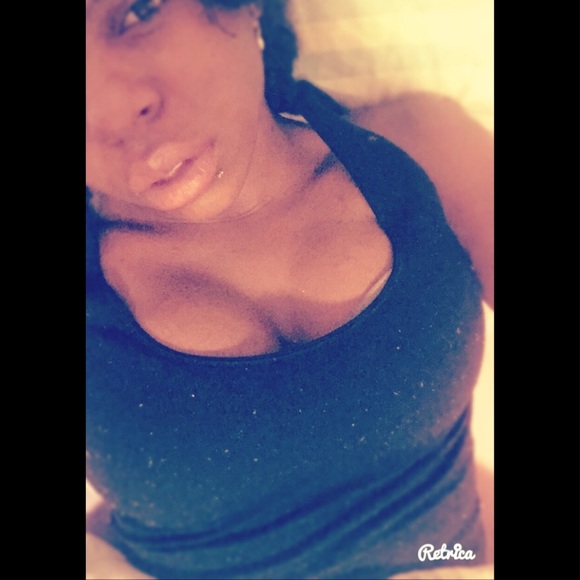 Meet your Posher, Tajanay