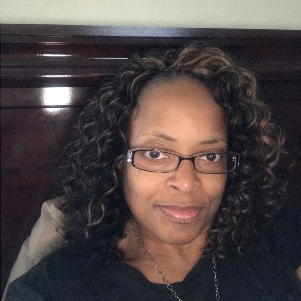 Meet your Posher, Stephonie