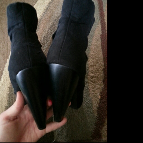 SOLD - Picture 4 of 4