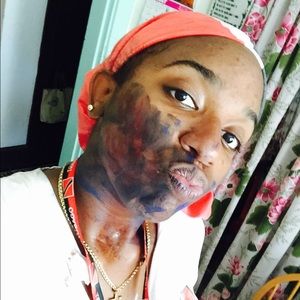 Meet your Posher, Amari