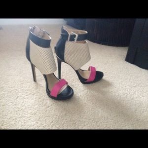 Juice Couture heelS