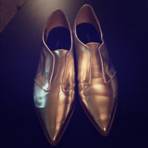 Forever 21 metallic pointed chrome oxfords