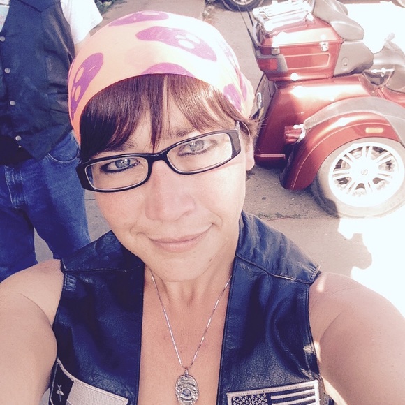 Meet your Posher, Roxann