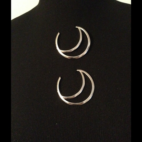 Stunning Vince Camuto Hoops