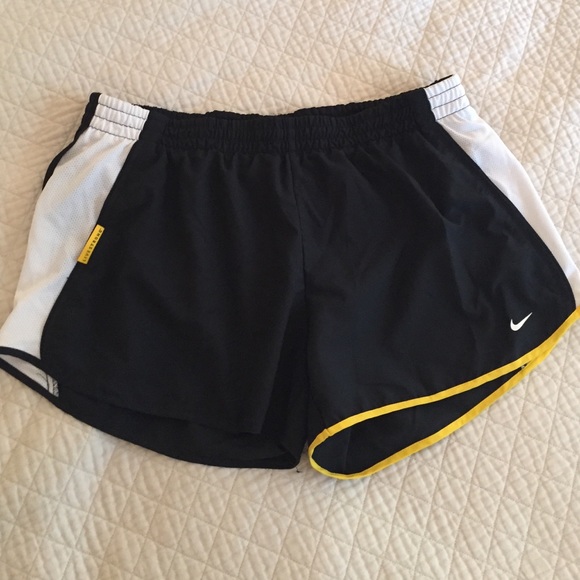 Nike Pants - Dri Fit Nike shorts