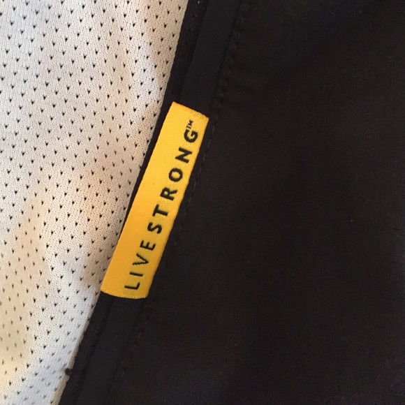 Dri Fit Nike shorts - Picture 2 of 3