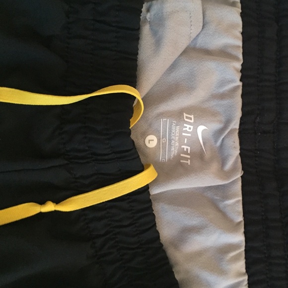 Dri Fit Nike shorts - Picture 3 of 3