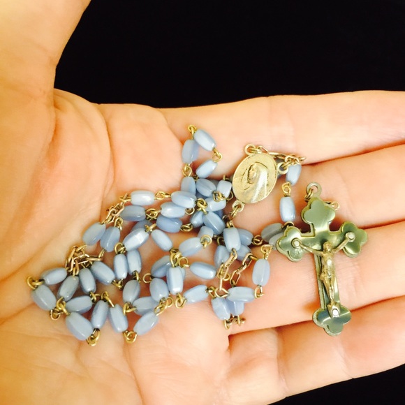 CLOSET CLEAR OUT Vintage rosary - Picture 3 of 5