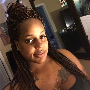 Meet your Posher, Stephanie