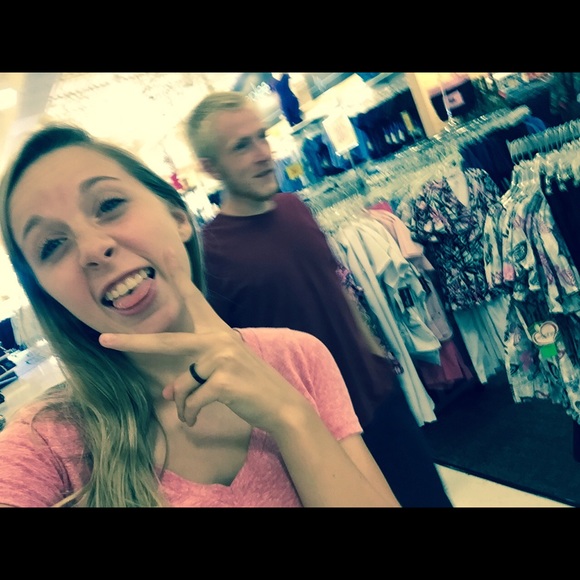 Meet your Posher, Emily - Picture 1 of 1