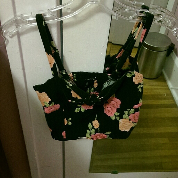 Crop top F21