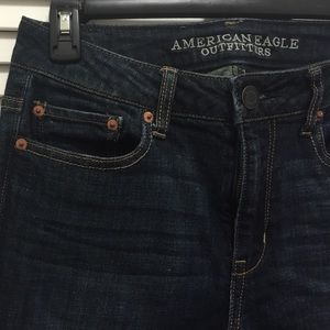 Size 4 dark wash high waisted skinny jeans