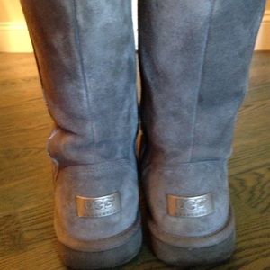 Uggs- tall, grey, shearling