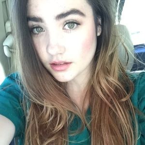 Meet your Posher, Courtney