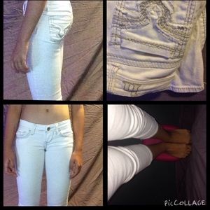 White capri skinny jeans