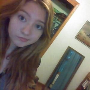 Meet your Posher, Hailey