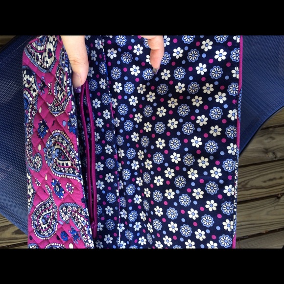 Vera Bradley Bag - Picture 2 of 3