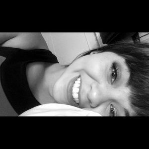 Meet your Posher, Hailey