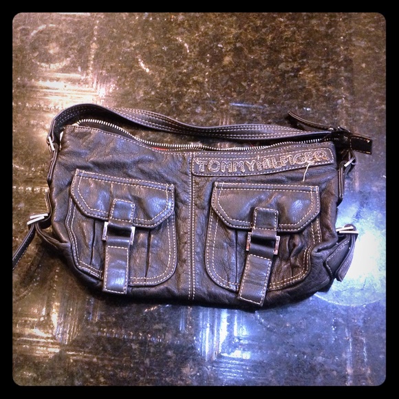 Black Leather Tommy Hilfiger Purse!