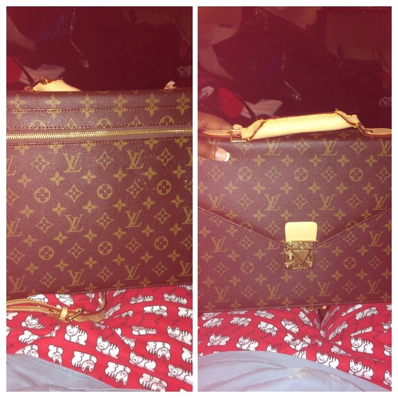 Beautiful briefcase shoulder bag