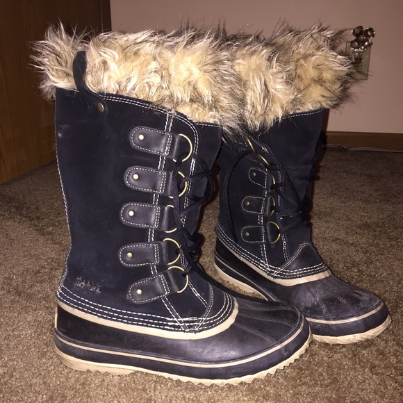 Sorel Joan of Arctic boots!