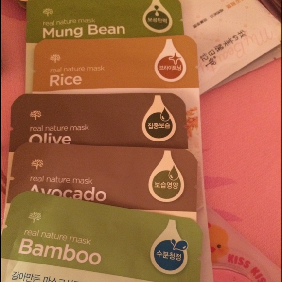 The body shop face mask