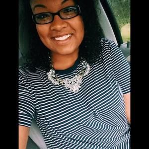 Meet your Posher, Alyssa