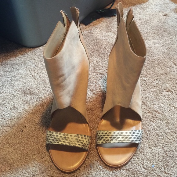 Taupe Dolce Vita peep toes