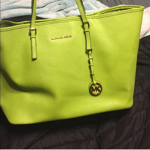 MK tote