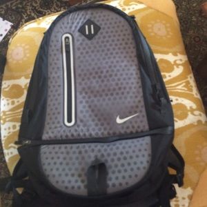 Nike Cheyenne Vapor running backpack, Grey