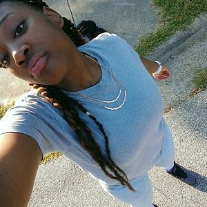 Meet your Posher, Ariel