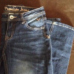 JUSTICE premium jeans.