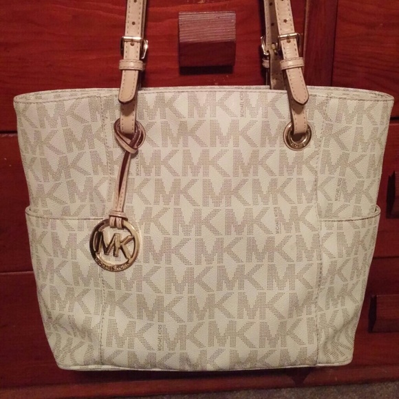 Authentic Micheal Kors purse