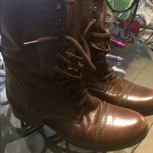 💜 SOLD 💜 Steve Madden Troopa Boots