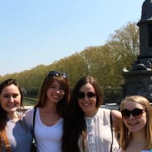 Meet your Posher, Emily