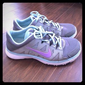 Sale! Nike Women's Flex Supreme - Size 8