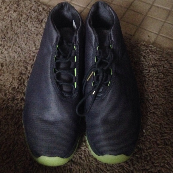 Futures - Picture 1 of 1