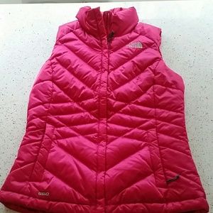 Like new North Face vest!