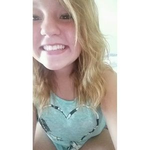 Meet your Posher, Mackenzie