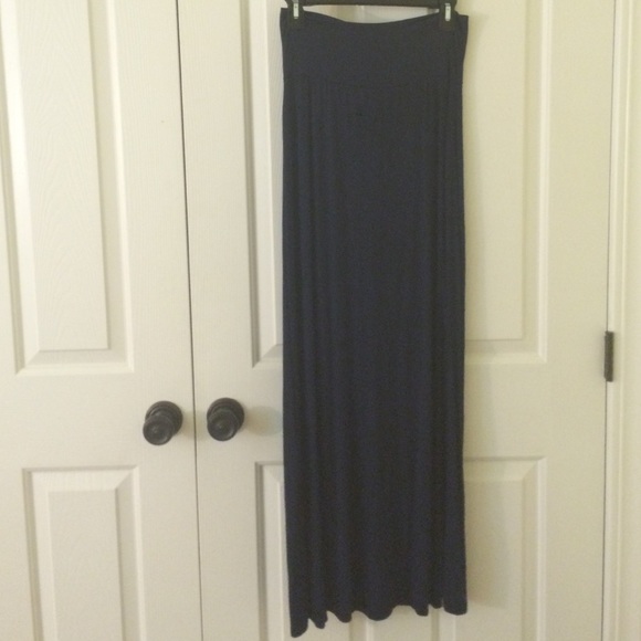 navy blue maxi skirt