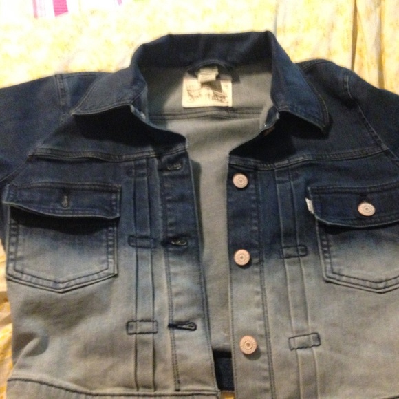 Levi jean jacket - Picture 3 of 4