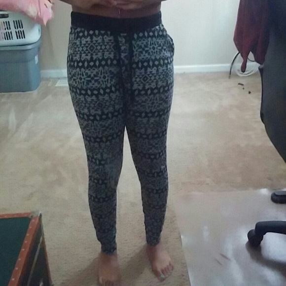 Aztec joggers - Picture 2 of 4
