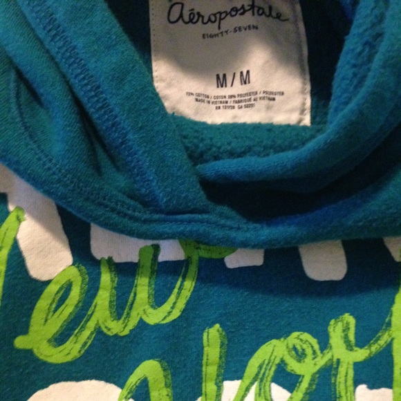 Aeropostale sweater - Picture 2 of 3