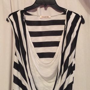 💕Arden B -Black & White Striped Blouse