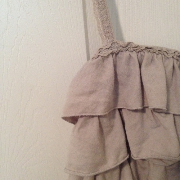 Hollister Ruffled Tank - Picture 2 of 2