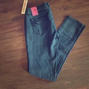 NWT Bubblegum USA Skinny Jeans with plaid pattern