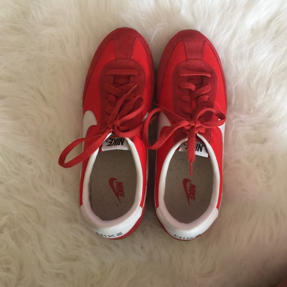Red Nike