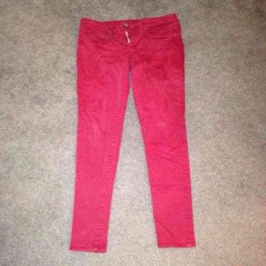 Red skinny jeans